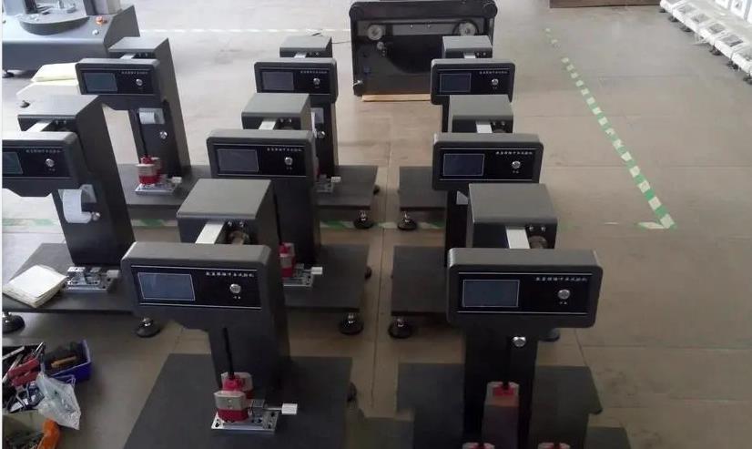 壓力試驗機在選購與測量的時候要注意什么事項？